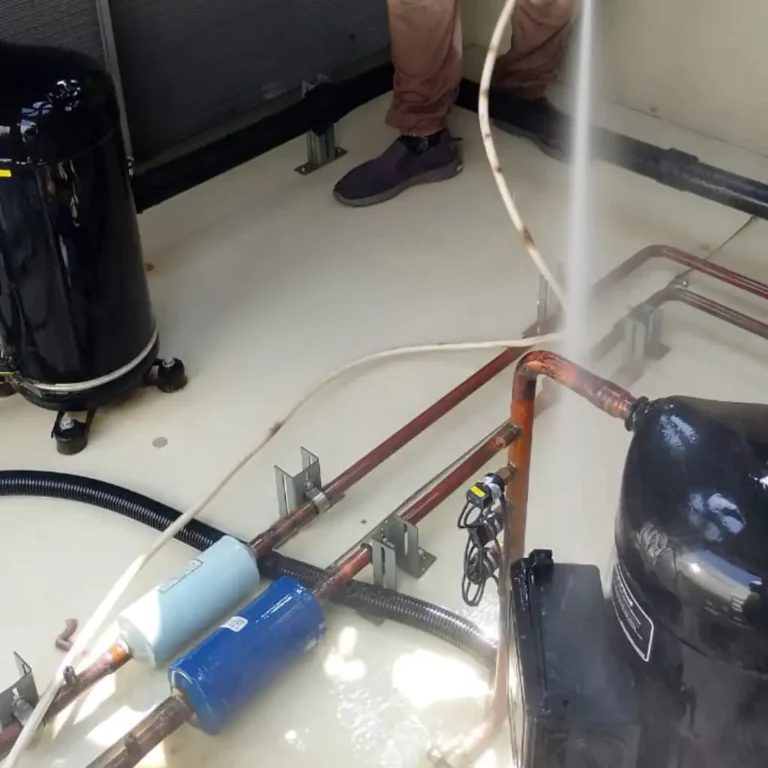 Expert HVAC Maintenance Services in Saudi Arabia 5 Refrigerant level checks